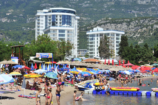 Фронтовци сумњиче Савића